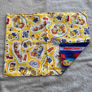 ランチョンマット　リバーシブル　カーズ　ミニオン