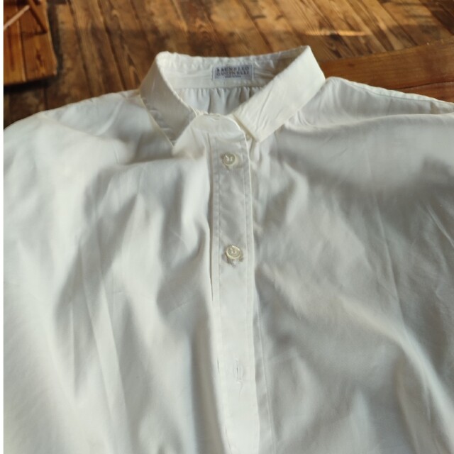クチネリ白シャツ2枚セット少々難あり専用です - シャツ/ブラウス(長袖 