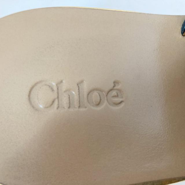 Chloe(クロエ)のクロエ サンダル レディース - レザー レディースの靴/シューズ(サンダル)の商品写真