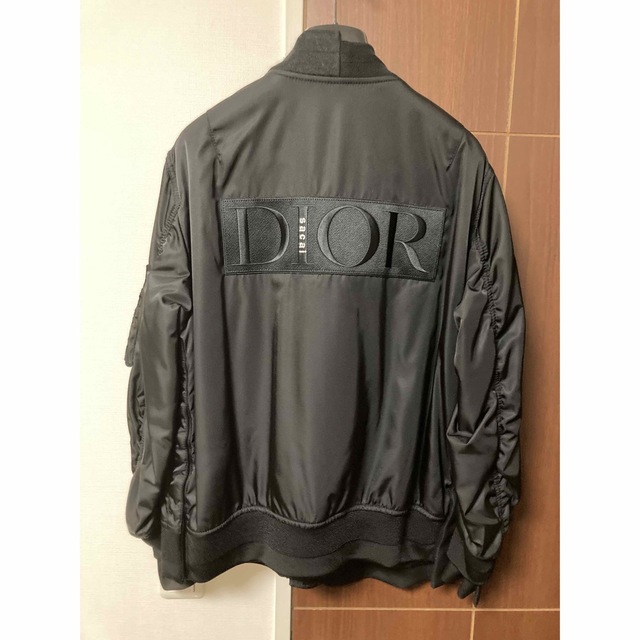 Dior(ディオール)の【極希少品】dior×sacai ブルゾン ボンバージャケット 46 新品未使用 メンズのジャケット/アウター(ブルゾン)の商品写真