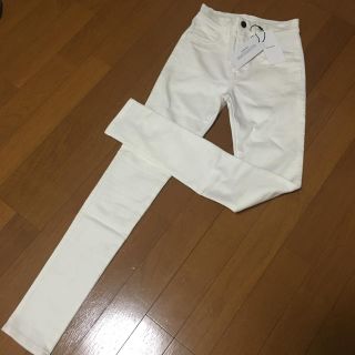 マウジー(moussy)の新品♡moussy白スキニー(スキニーパンツ)