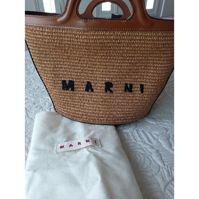 マルニ　marni　かごバッグ　ハンドバッグ　ショルダーバッグ