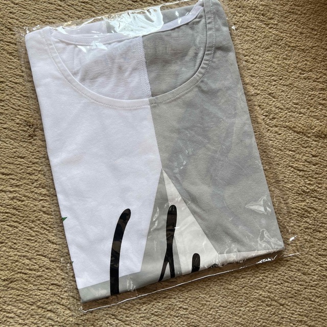 Tシャツ　うらたぬき　バースデーライブ レディースのトップス(Tシャツ(半袖/袖なし))の商品写真