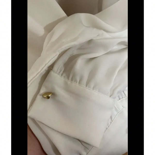 美品　白ブラウス、トップス　Lサイズ レディースのトップス(シャツ/ブラウス(長袖/七分))の商品写真