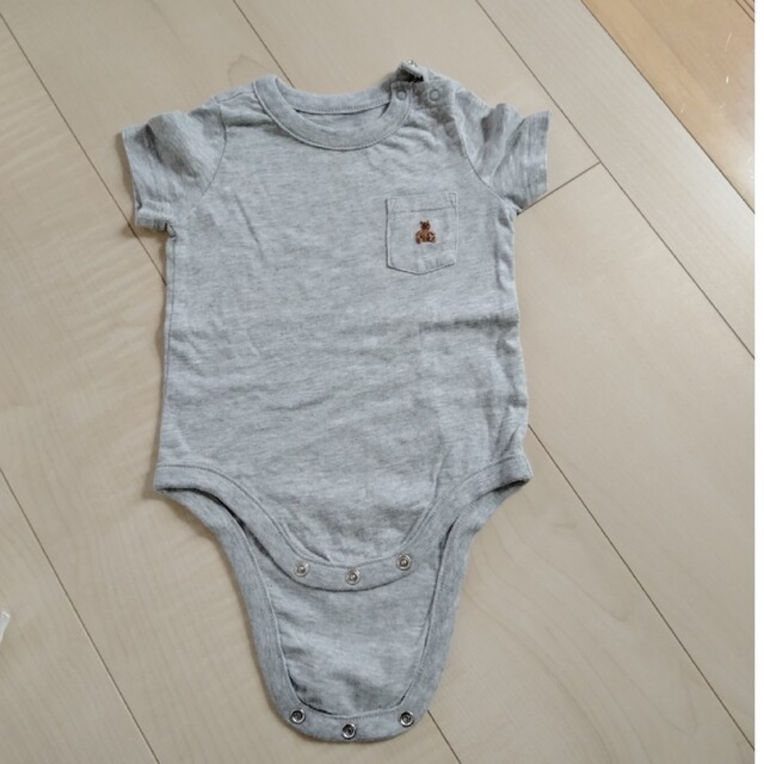 babyGAP(ベビーギャップ)のbabyGap　ロンパース　60 キッズ/ベビー/マタニティのベビー服(~85cm)(ロンパース)の商品写真