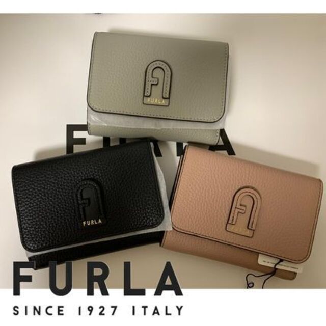 再入荷P☆Furla フルラ ロゴ入り 三つ折り財布