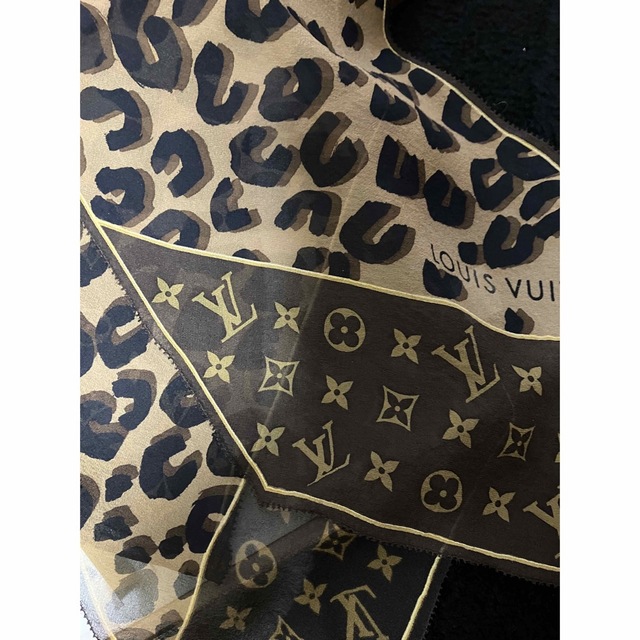 室外 【美品】LOUIS VUITTON モノグラム エシャルプ カプリ スカーフ 室外 【美品】LOUIS VUITTON モノグラム エシャルプ カプリ スカーフ