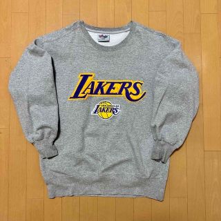 マジェスティック(Majestic)の【激レア】Los Angeles Lakers スウェット　レイカーズ　刺繍(スウェット)