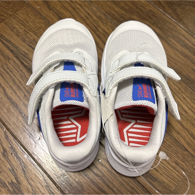 NIKE(ナイキ)のNIKE   STAR RUNNER   13.0cm キッズ/ベビー/マタニティのキッズ靴/シューズ(15cm~)(スニーカー)の商品写真