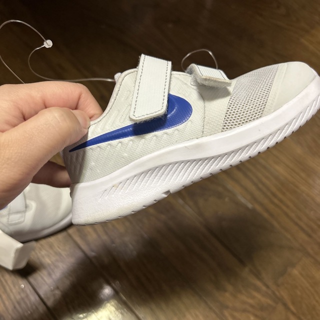 NIKE(ナイキ)のNIKE   STAR RUNNER   13.0cm キッズ/ベビー/マタニティのキッズ靴/シューズ(15cm~)(スニーカー)の商品写真