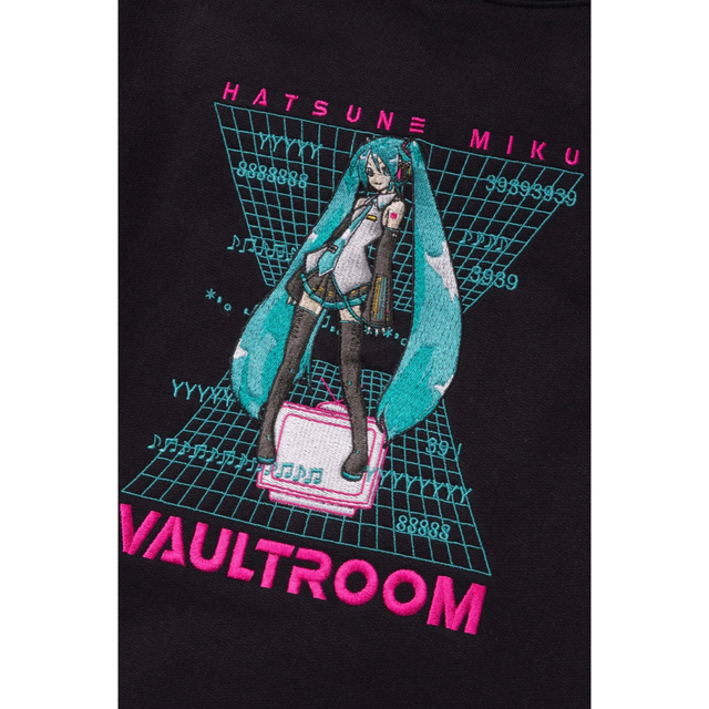 新品Lサイズ VAULTROOM × HATSUNE MIKU パーカー-