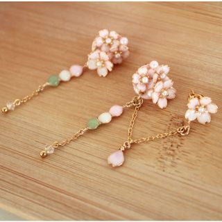 春の風物詩～花よりだんご　桜２連ピアス～◇ハンドメイド◇(ピアス)