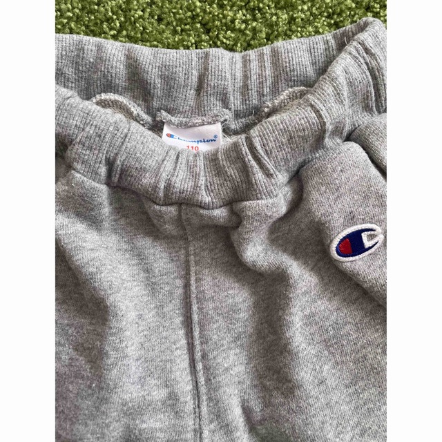 Champion(チャンピオン)の値下☆champion☆スエットズボン110 キッズ/ベビー/マタニティのキッズ服男の子用(90cm~)(パンツ/スパッツ)の商品写真