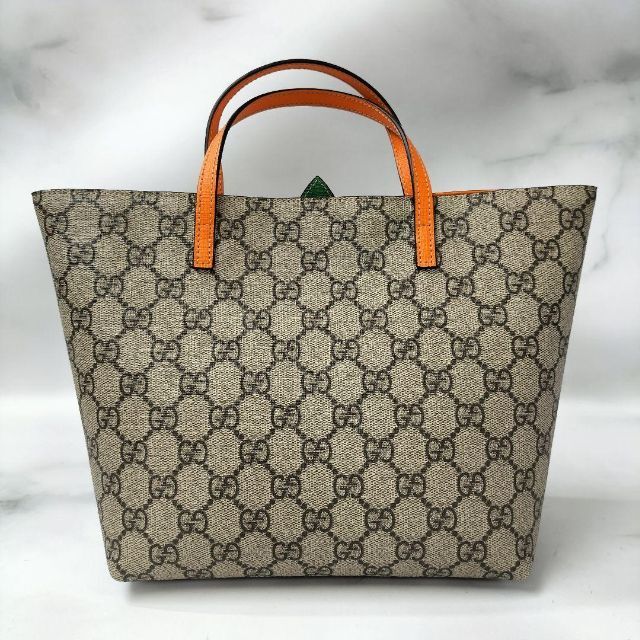 Gucci(グッチ)のグッチ GGスプリーム チルドレンズ パイナップル ミニハンドバッグ KK946 レディースのバッグ(ハンドバッグ)の商品写真