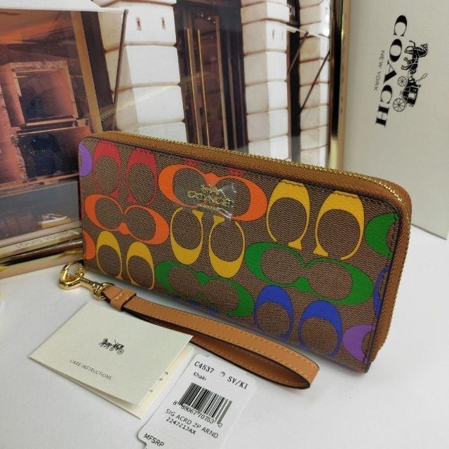 ⏹️未使用⏹️4537 レインボーシグネチャー COACH コーチ 長財布 2 - 財布