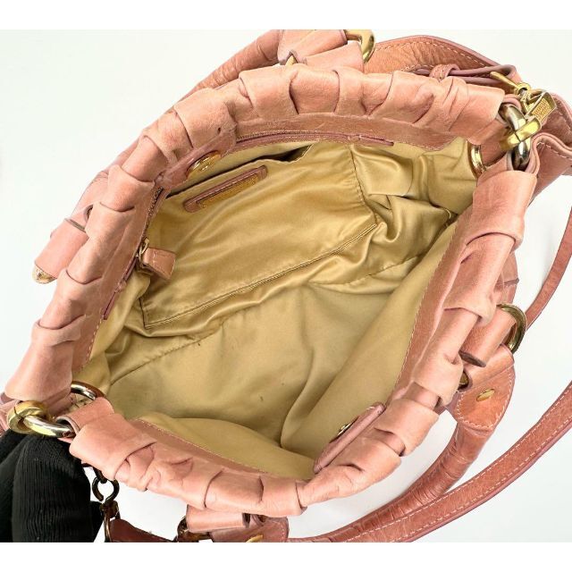 ミュウミュウ 2wayショルダー ギャザー ピンクレザー ハンドバッグ