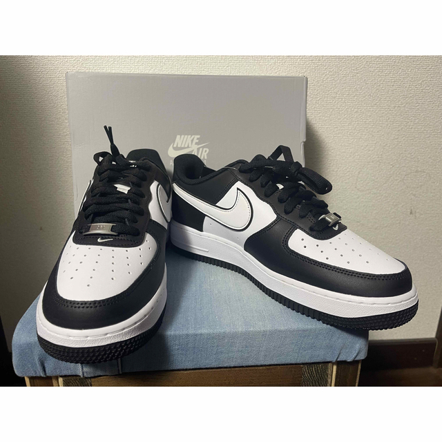 NIKE(ナイキ)のAir Force 1 Low '07  Black/White メンズの靴/シューズ(スニーカー)の商品写真