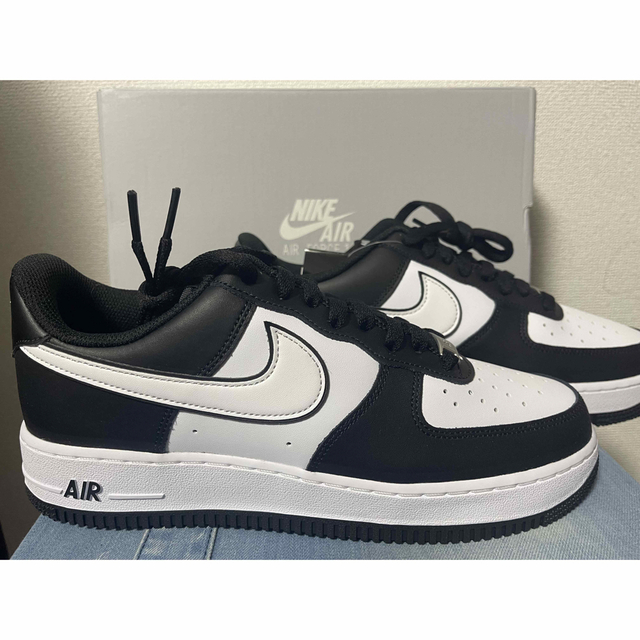 NIKE(ナイキ)のAir Force 1 Low '07  Black/White メンズの靴/シューズ(スニーカー)の商品写真