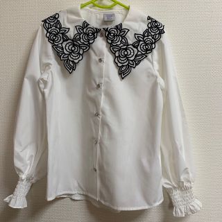 アナスイミニ(ANNA SUI mini)のアナスイミニ　襟刺繍ブラウス　130(Tシャツ/カットソー)