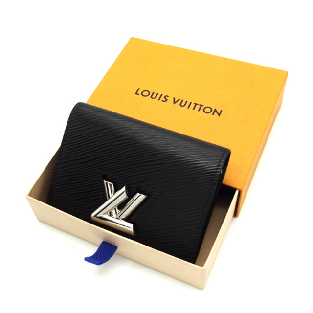 LOUIS VUITTON(ルイヴィトン)のルイ ヴィトン ポルトフォイユ ツイスト コンパクト XS エピ ブラック 黒 三つ折り財布 M63322 レディースのファッション小物(財布)の商品写真