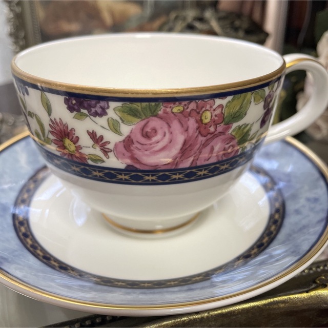 英国 希少品 ロイヤルドルトン センテニアル ローズ カップ & ソーサー