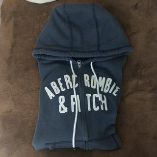 アバクロンビーアンドフィッチ(Abercrombie&Fitch)のAbercrombie&fitch アバクロ パーカー 値下げ中(パーカー)