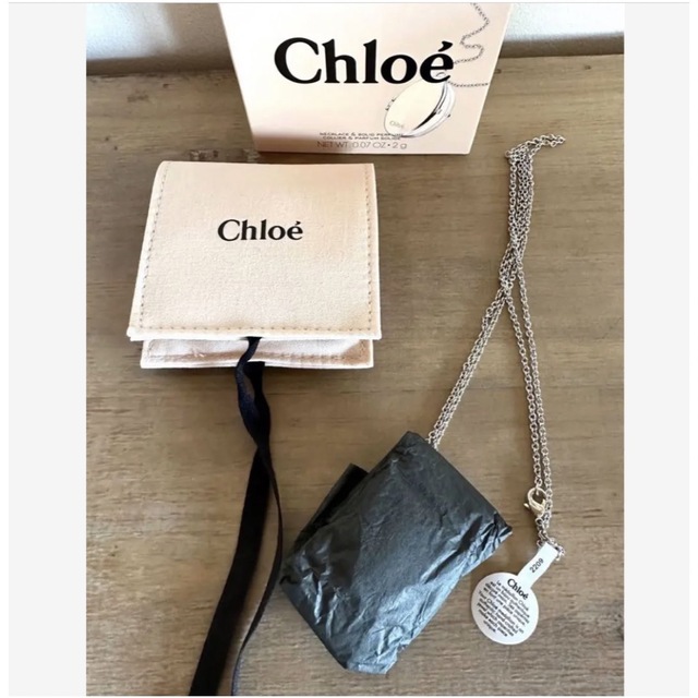 Chloe(クロエ)の新品未使用☆Chloe クロエ　Bianca ネックレス & ソリッドパフューム コスメ/美容の香水(香水(女性用))の商品写真