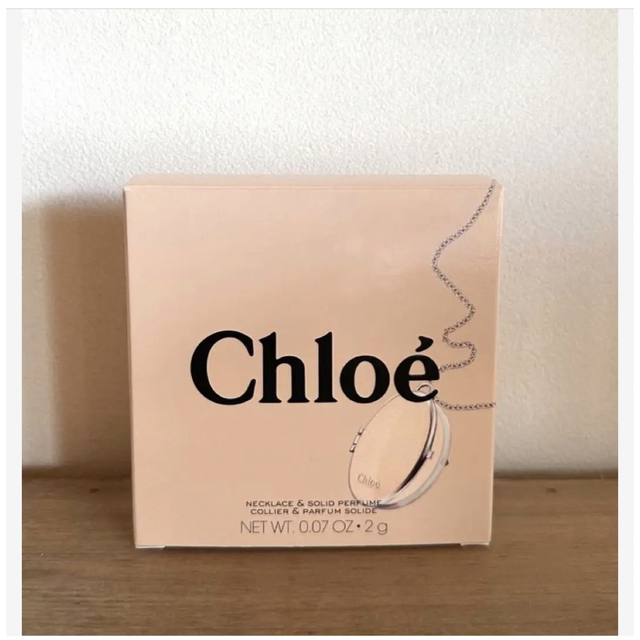 Chloe(クロエ)の新品未使用☆Chloe クロエ　Bianca ネックレス & ソリッドパフューム コスメ/美容の香水(香水(女性用))の商品写真