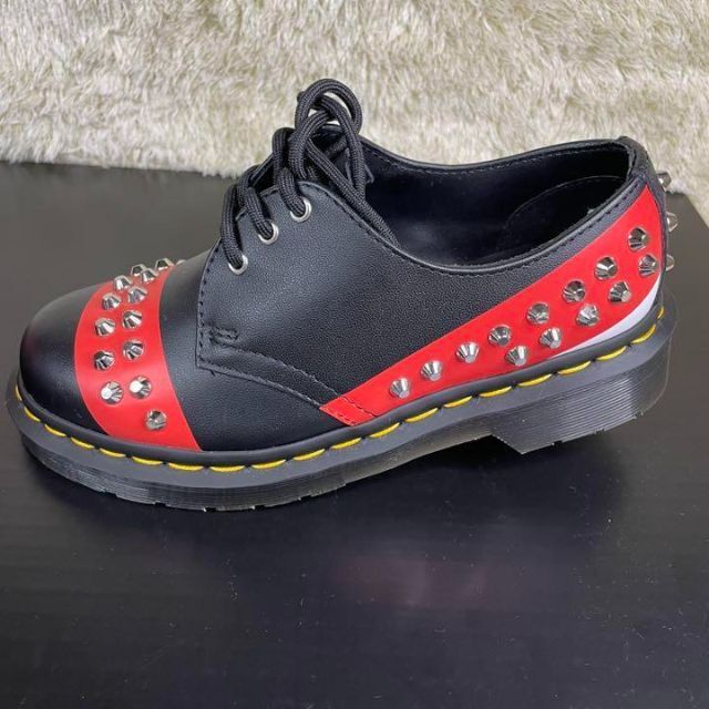 【新品未使用】Dr.Martens ドクターマーチン　３ホールブーツ　レディース 2