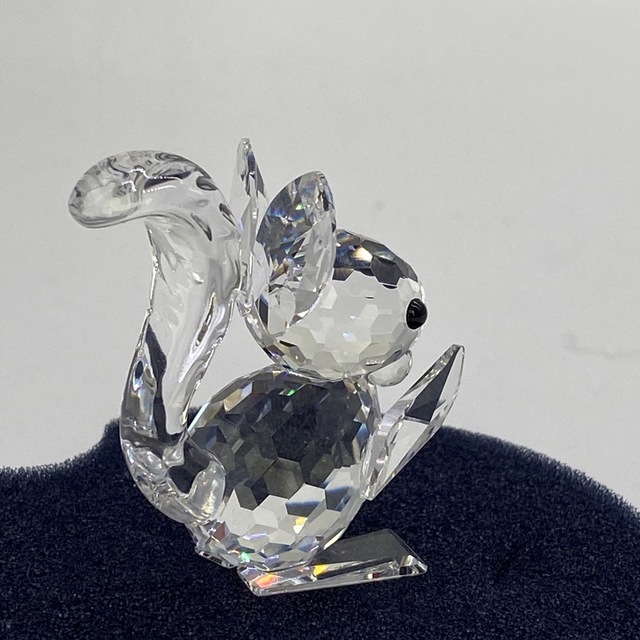 SWAROVSKI - 箱入り SWAROVSKI スワロフスキー リス 置物 クリスタル