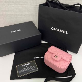 【新品未使用】CHANEL チェーンクラッチバッグ