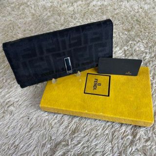 フェンディ(FENDI)の【激レア】FENDI フェンディ　長財布　シャドー ズッカ柄　シルバー金具(長財布)