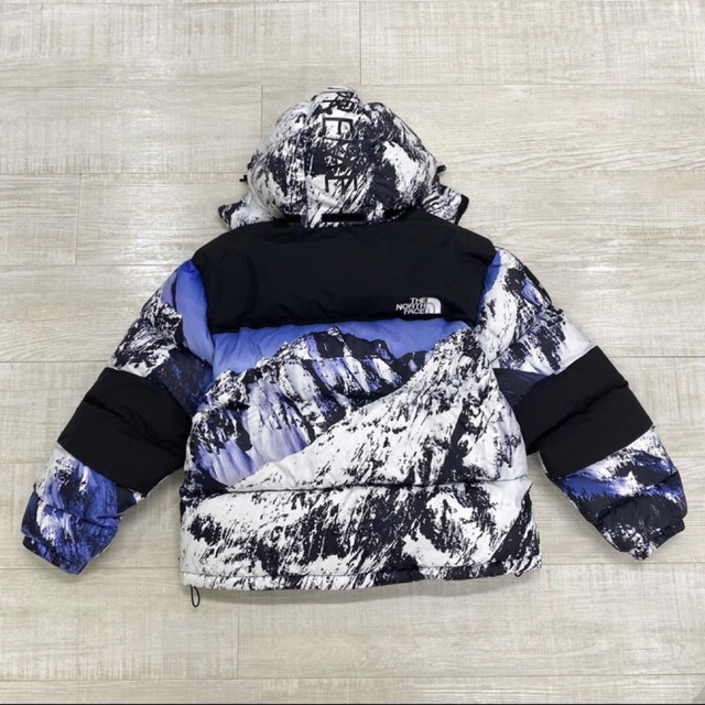 supreme x northface バルトロ