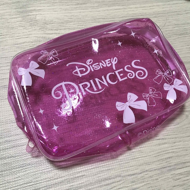 Disney(ディズニー)の未使用　ディズニー　プリンセス　ポーチ エンタメ/ホビーのおもちゃ/ぬいぐるみ(キャラクターグッズ)の商品写真
