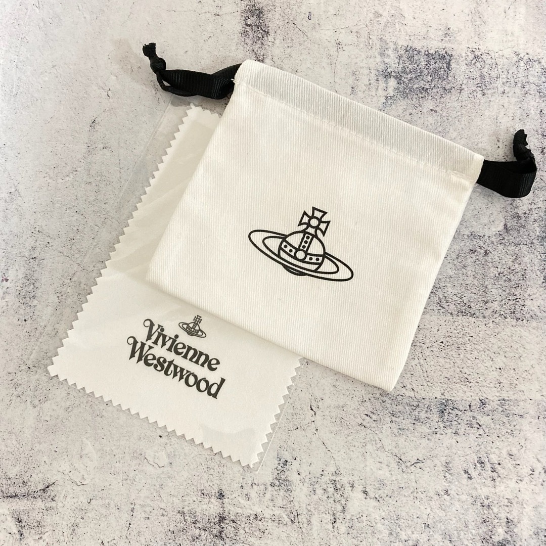 Vivienne Westwood(ヴィヴィアンウエストウッド)のヴィヴィアン　スモールオーブネックレス　シルバー×紫 レディースのアクセサリー(ネックレス)の商品写真