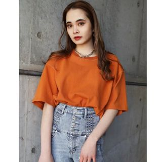 エモダ(EMODA)のエモダ　アウトステッチビックシルエットTシャツ　オレンジ(Tシャツ(半袖/袖なし))