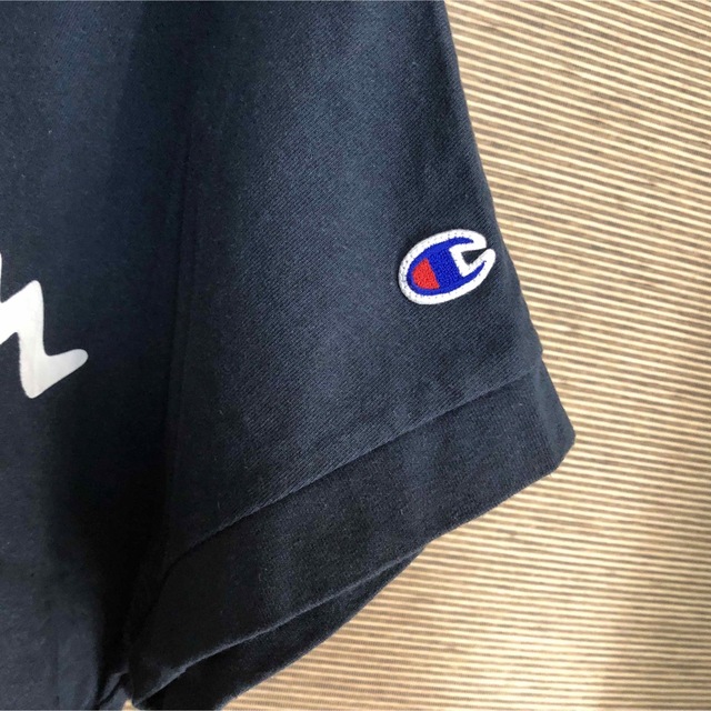 Champion(チャンピオン)のチャンピオン】半袖Tシャツ デカロゴ　ビッグロゴ　ショート丈　ビッグプリント76 レディースのトップス(Tシャツ(半袖/袖なし))の商品写真