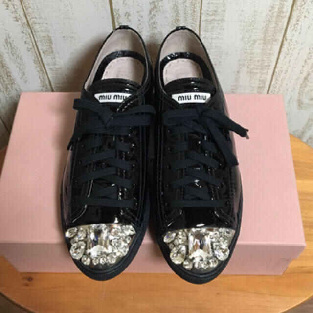 miumiu - miumiu♡ビジュースニーカーの通販 by ぽんこ's shop｜ミュウミュウならラクマ