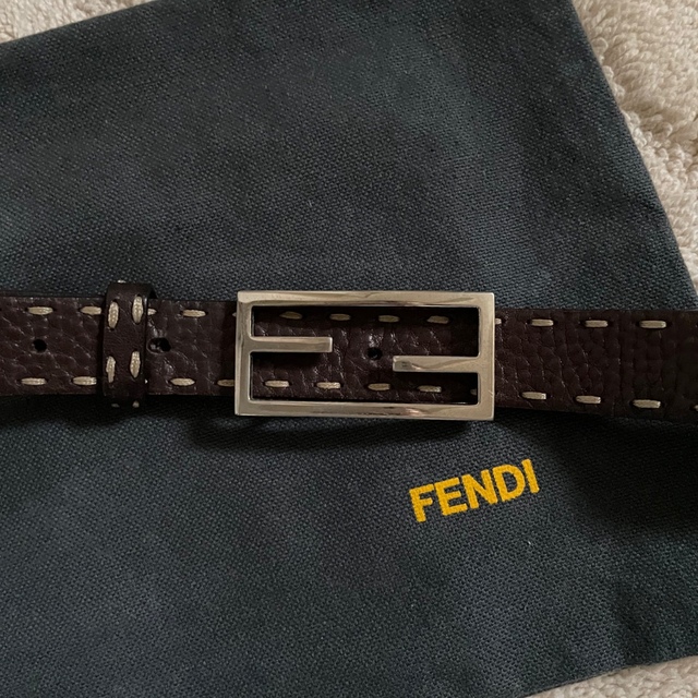 FENDI(フェンディ)のFENDI フェンディ　ブラウンレザーベルト レディースのファッション小物(ベルト)の商品写真