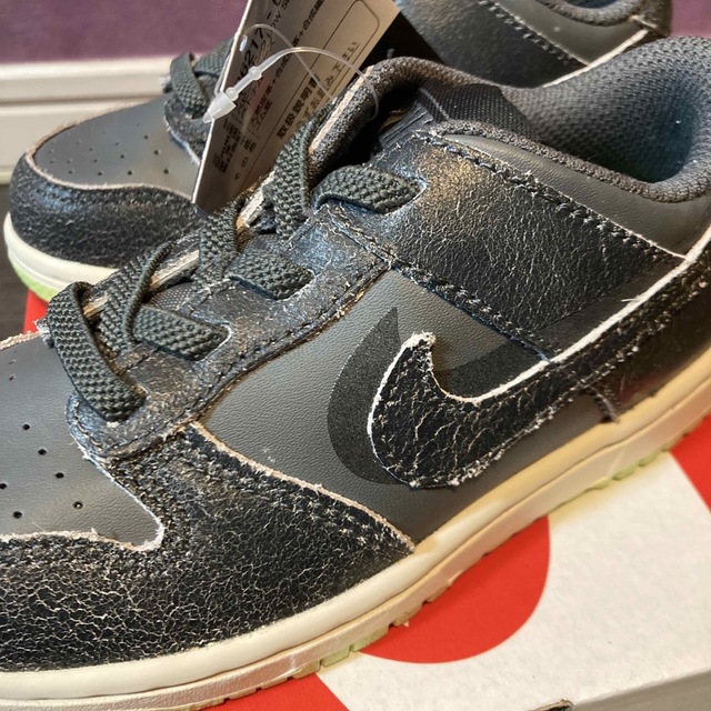 NIKE(ナイキ)のNIKE DUNK LOW SE TD ハロウィン 16cm キッズ/ベビー/マタニティのキッズ靴/シューズ(15cm~)(スニーカー)の商品写真