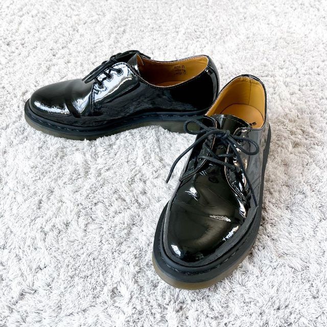 Dr.Martens(ドクターマーチン)の【美品】Dr.Martens × BEAMS エナメル ローファー コラボ 別注 メンズの靴/シューズ(ドレス/ビジネス)の商品写真