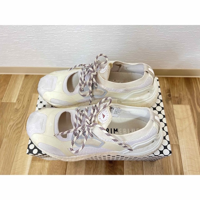 adidas by Stella McCartney(アディダスバイステラマッカートニー)のadidas by Stella McCartney スニーカー　箱付き スポーツ/アウトドアのランニング(シューズ)の商品写真