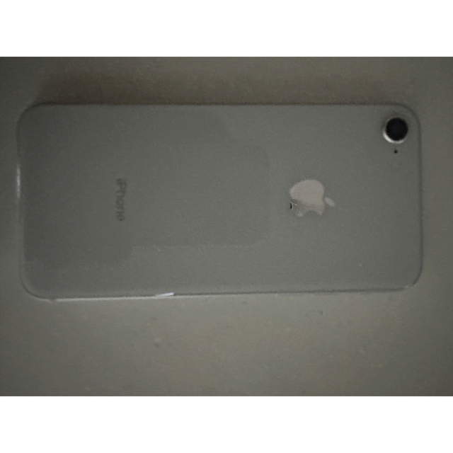 iPhone8 64GB 美品 バッテリー最大容量83%- iPhone8 64GB 美品 バッテリー最大容量83%-