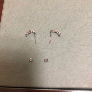 ピアス　K18WG(ピアス)