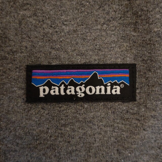 patagonia(パタゴニア)の【匿名配送】パタゴニア　スウェット　美品 メンズのトップス(スウェット)の商品写真