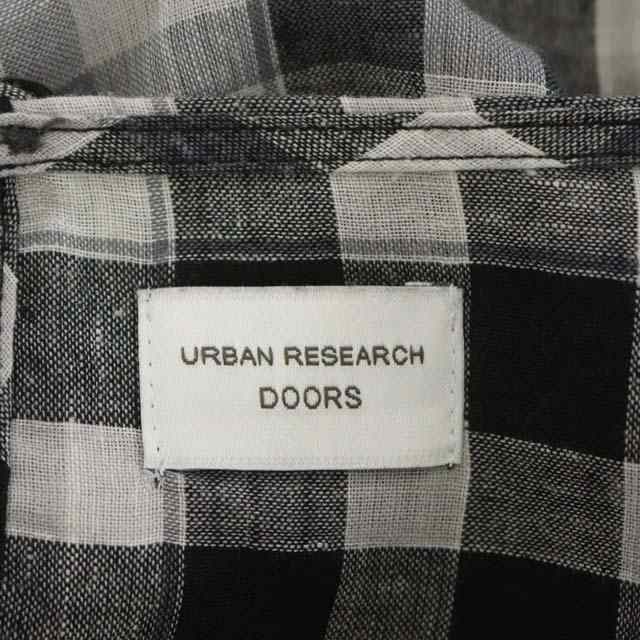 URBAN RESEARCH DOORS(アーバンリサーチドアーズ)のアーバンリサーチ ドアーズ 20SS ツイストロール スリーブブラウス 半袖 レディースのトップス(シャツ/ブラウス(半袖/袖なし))の商品写真