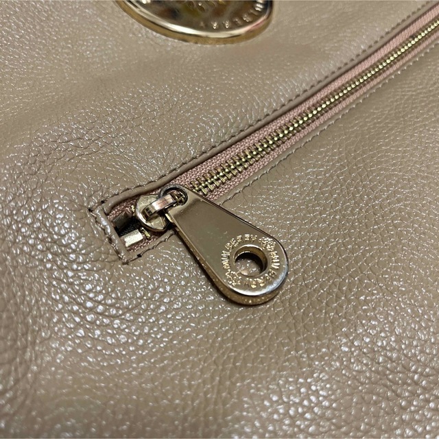 Mulberry(マルベリー)のMULBERRY マルベリー　スモールショルダーバッグ ブラウン　レザー レディースのバッグ(ショルダーバッグ)の商品写真