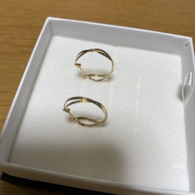 アクセサリーピアス　k18  フープピアス