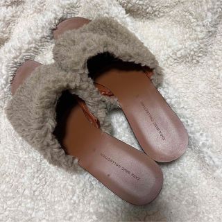 ザラ(ZARA)のZARA もこもこサンダル　ミュール(サンダル)