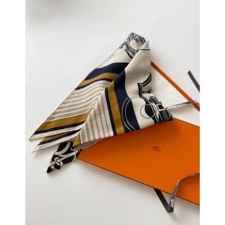 Hermes - 333未使用 エルメス HERMES ミニスカーフ プチカレ
